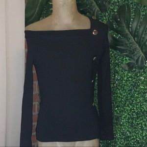 Sweater S,M,L available